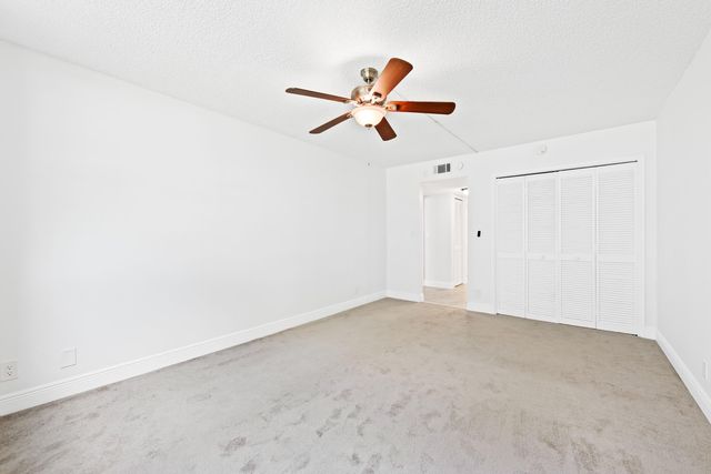 800 Cypress Grove Drive 211, Pompano Beach, FL 33069