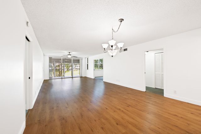 800 Cypress Grove Drive 211, Pompano Beach, FL 33069