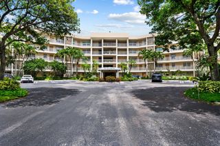 800 Cypress Grove Drive 211, Pompano Beach, FL 33069