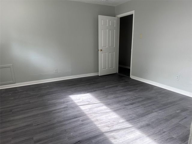 13611 Fernhill Drive, Sugar Land, TX 77498