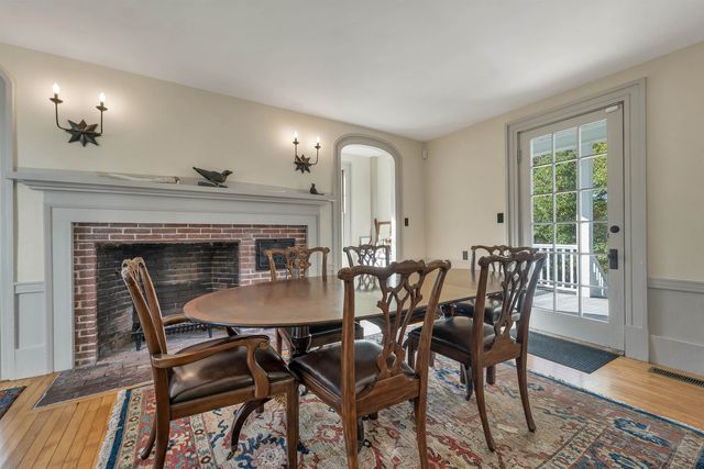 10 Newmarket Road, Durham, NH 03824