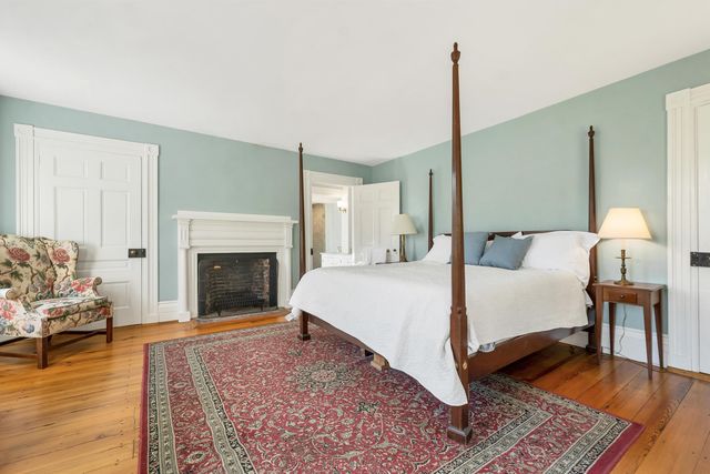 10 Newmarket Road, Durham, NH 03824
