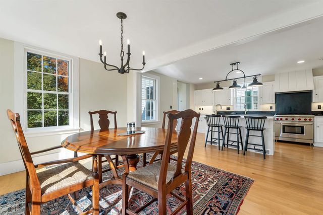 10 Newmarket Road, Durham, NH 03824