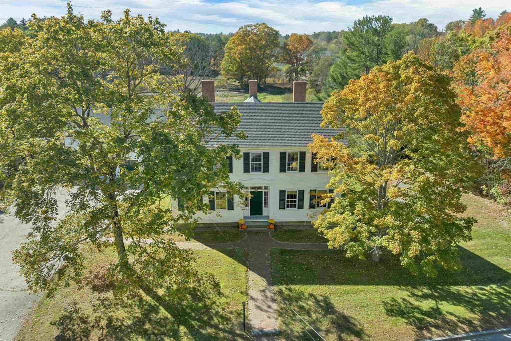 10 Newmarket Road, Durham, NH 03824
