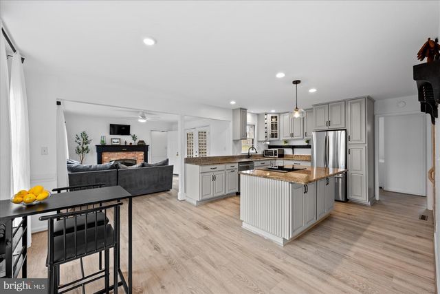 1015 ATLANTIC DR, Stafford, VA 22554