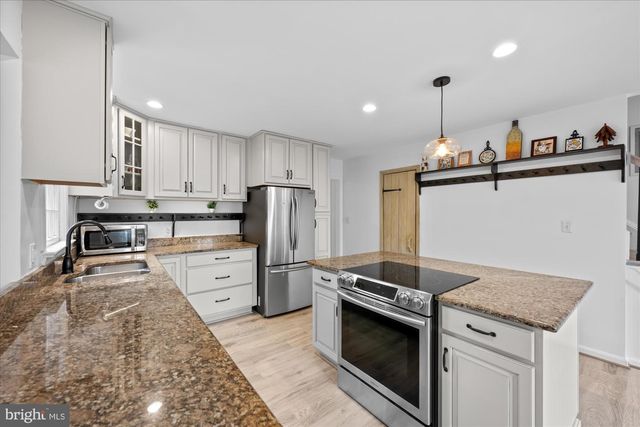 1015 ATLANTIC DR, Stafford, VA 22554