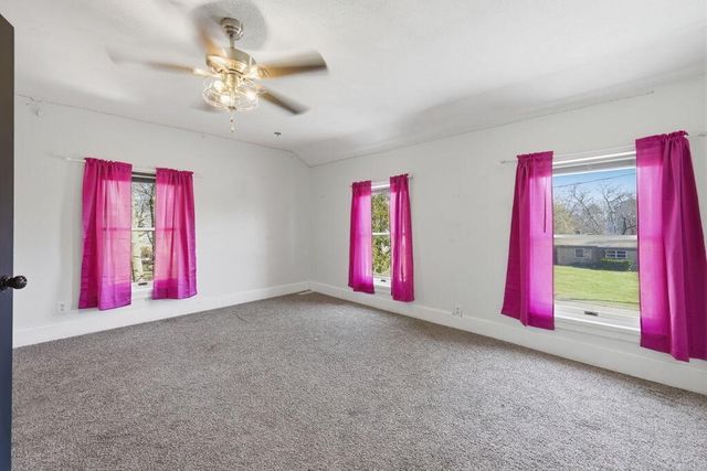 710 S Elm Street, Three Oaks, MI 49128