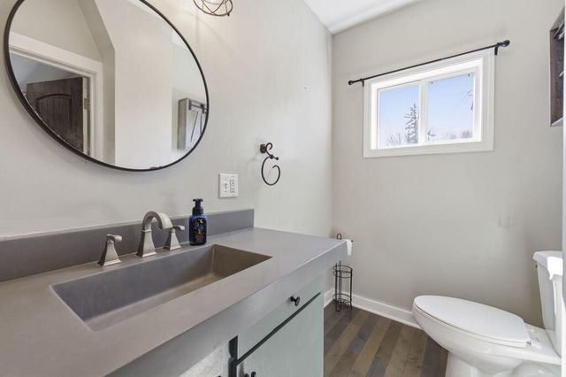 710 S Elm Street, Three Oaks, MI 49128