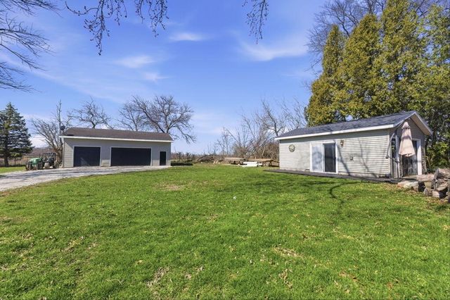 710 S Elm Street, Three Oaks, MI 49128