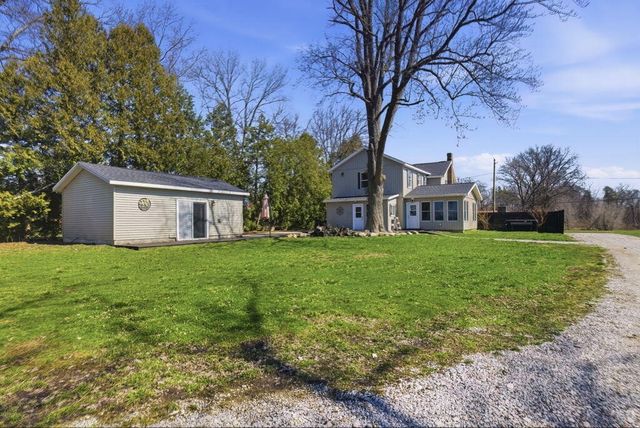 710 S Elm Street, Three Oaks, MI 49128