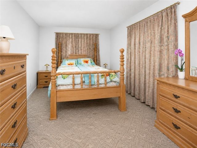 2214 Gladiola DR, Lehigh Acres, FL 33936