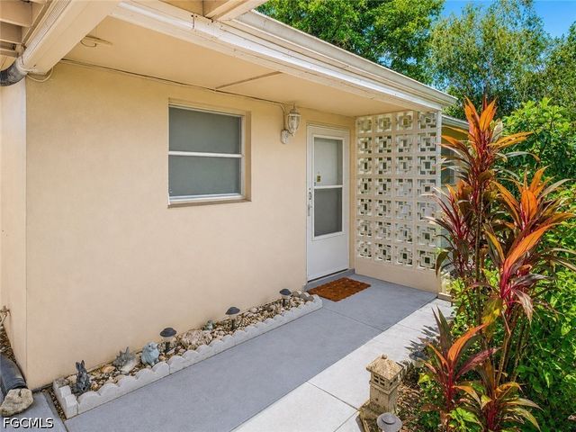 2214 Gladiola DR, Lehigh Acres, FL 33936