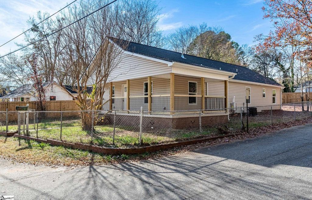 311 Austin Street, Greer, SC 29651