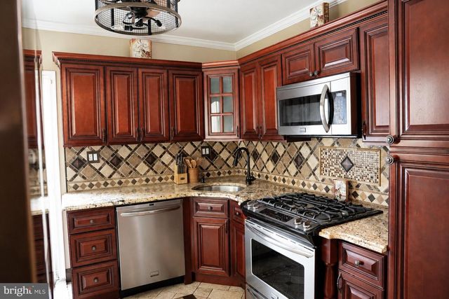 1729 STOCKER ST, Philadelphia, PA 19145