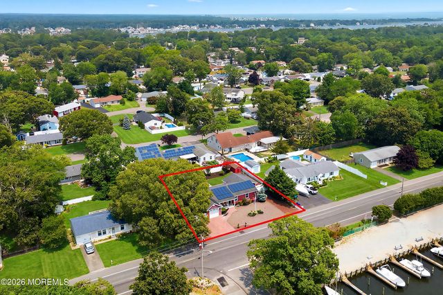 406 Laurel Boulevard, Lanoka Harbor, NJ 08734