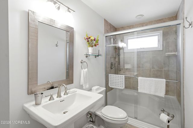 406 Laurel Boulevard, Lanoka Harbor, NJ 08734