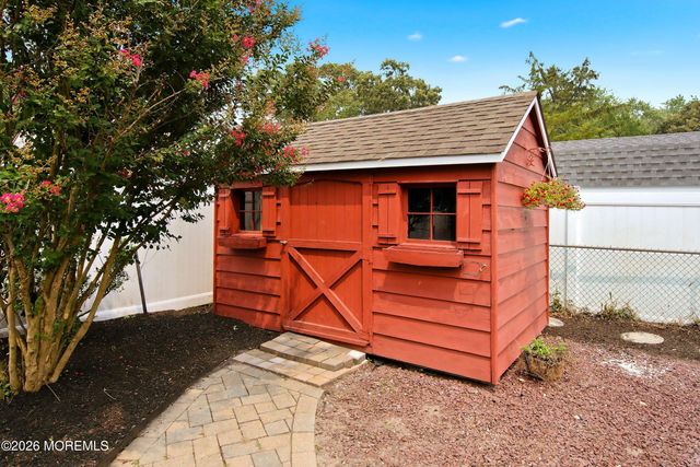 406 Laurel Boulevard, Lanoka Harbor, NJ 08734