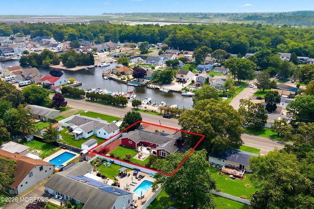 406 Laurel Boulevard, Lanoka Harbor, NJ 08734