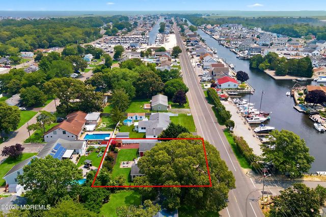 406 Laurel Boulevard, Lanoka Harbor, NJ 08734