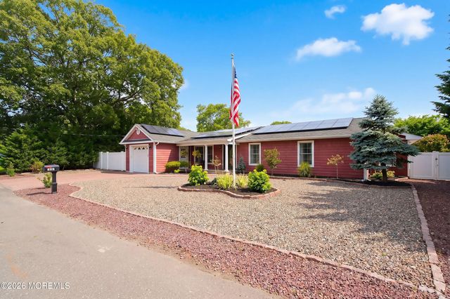 406 Laurel Boulevard, Lanoka Harbor, NJ 08734