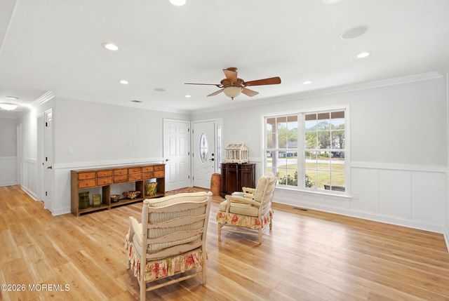 406 Laurel Boulevard, Lanoka Harbor, NJ 08734