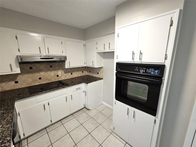 802 James Street, Deer Park, TX 77536