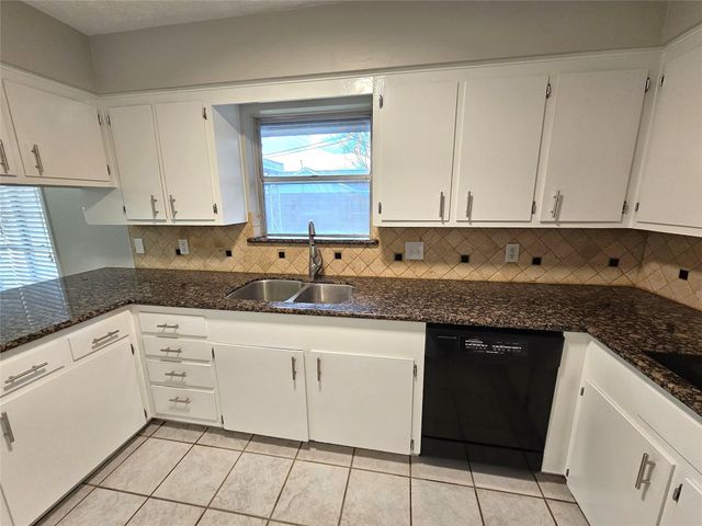 802 James Street, Deer Park, TX 77536