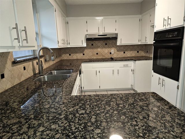 802 James Street, Deer Park, TX 77536