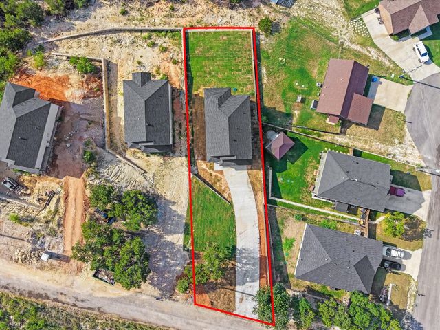 1208 Ridgeview Circle, Granbury, TX 76048