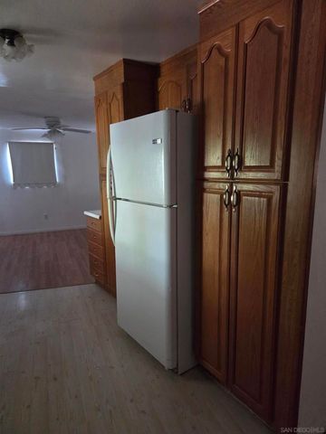 2550 E Valley Parkway 122, Escondido, CA 92027