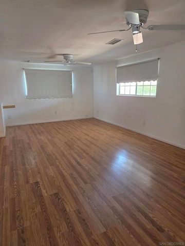 2550 E Valley Parkway 122, Escondido, CA 92027