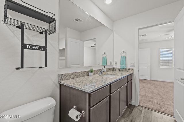 594 W CROWNED DOVE Trail, Casa Grande, AZ 85122