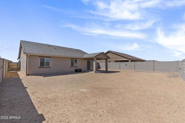 594 W CROWNED DOVE Trail, Casa Grande, AZ 85122
