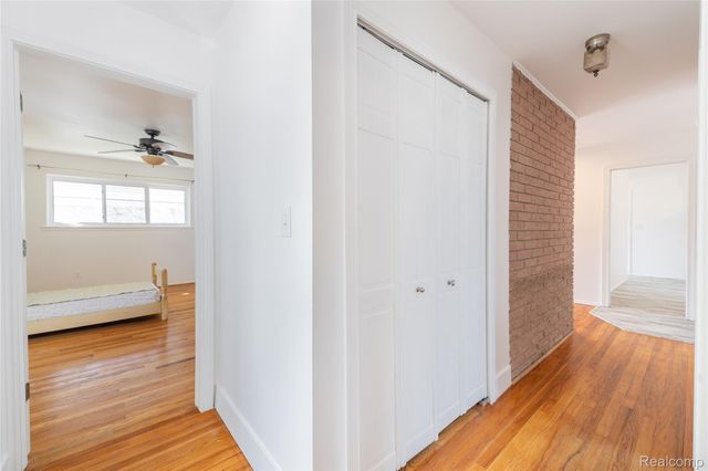 21918 Knudsen Drive, Grosse Ile Township, MI 48138