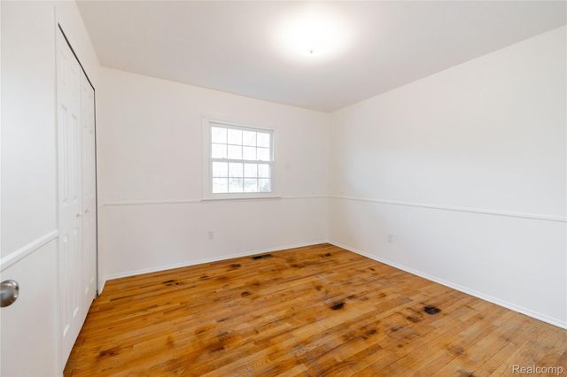 21918 Knudsen Drive, Grosse Ile Township, MI 48138