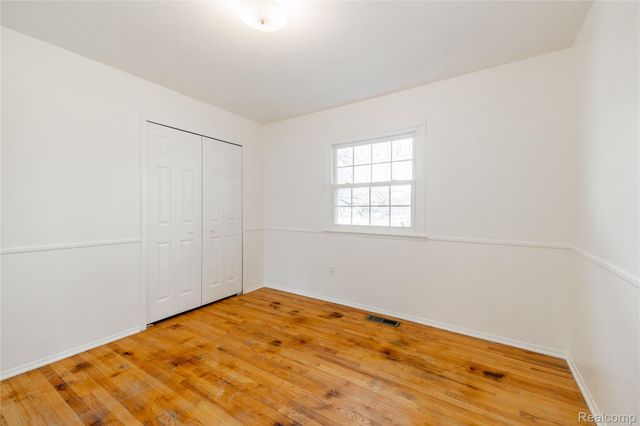 21918 Knudsen Drive, Grosse Ile Township, MI 48138