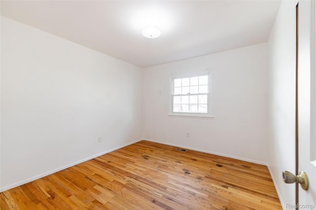 21918 Knudsen Drive, Grosse Ile Township, MI 48138