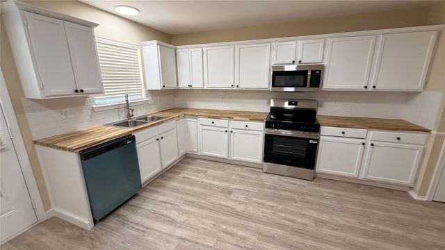 7504 Pecanwood Court, Haughton, LA 71037