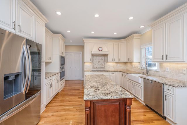 1295 Chrismill Lane, Mount Pleasant, SC 29466