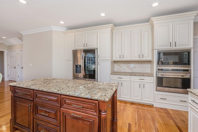 1295 Chrismill Lane, Mount Pleasant, SC 29466