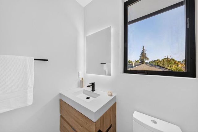 1807 Creek Drive, San Jose, CA 95125