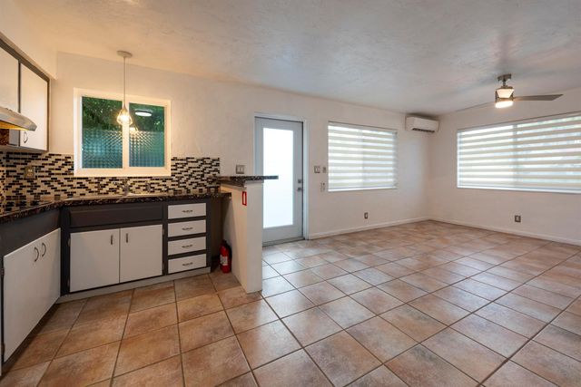 1528 NE 33rd Street, Oakland Park, FL 33334