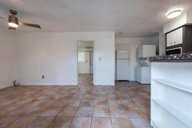 1528 NE 33rd Street, Oakland Park, FL 33334