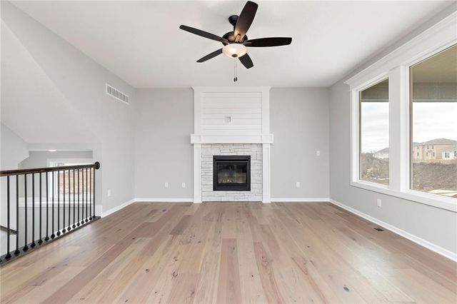 19791 W 122nd Terrace, Olathe, KS 66061