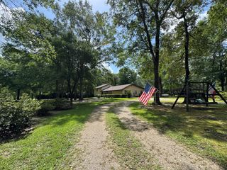 147 County Road 4772, Warren, TX 77664