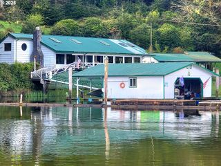 3062 S TENMILE, Lakeside, OR 97449