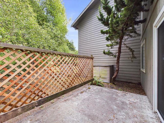 3122 St Louis Road, Arcata, CA 95521