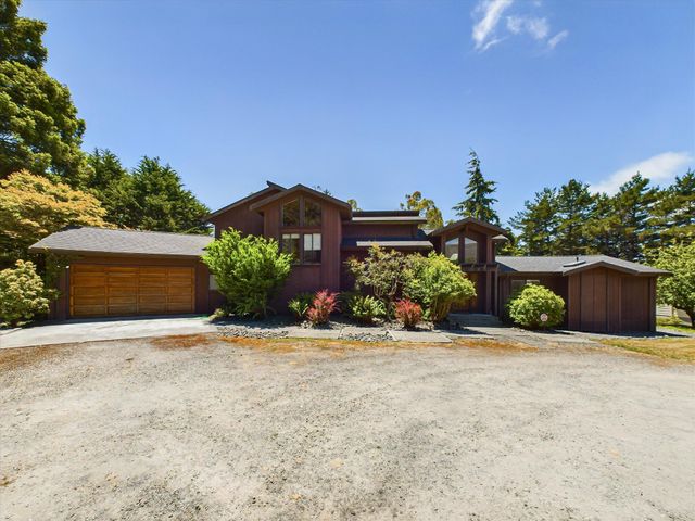 3122 St Louis Road, Arcata, CA 95521