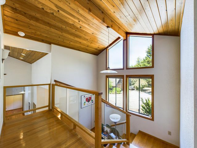 3122 St Louis Road, Arcata, CA 95521