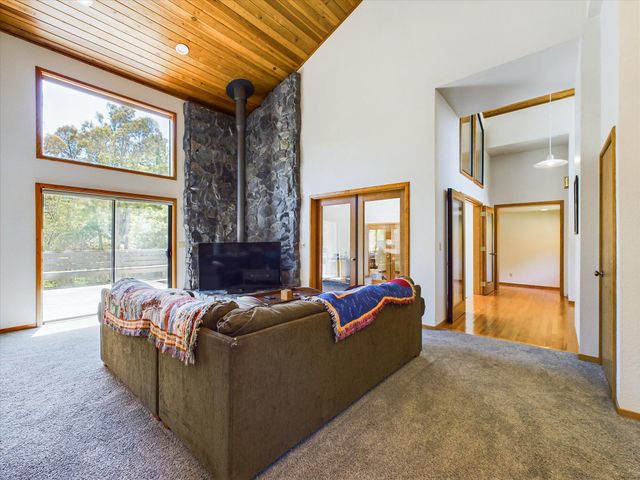 3122 St Louis Road, Arcata, CA 95521